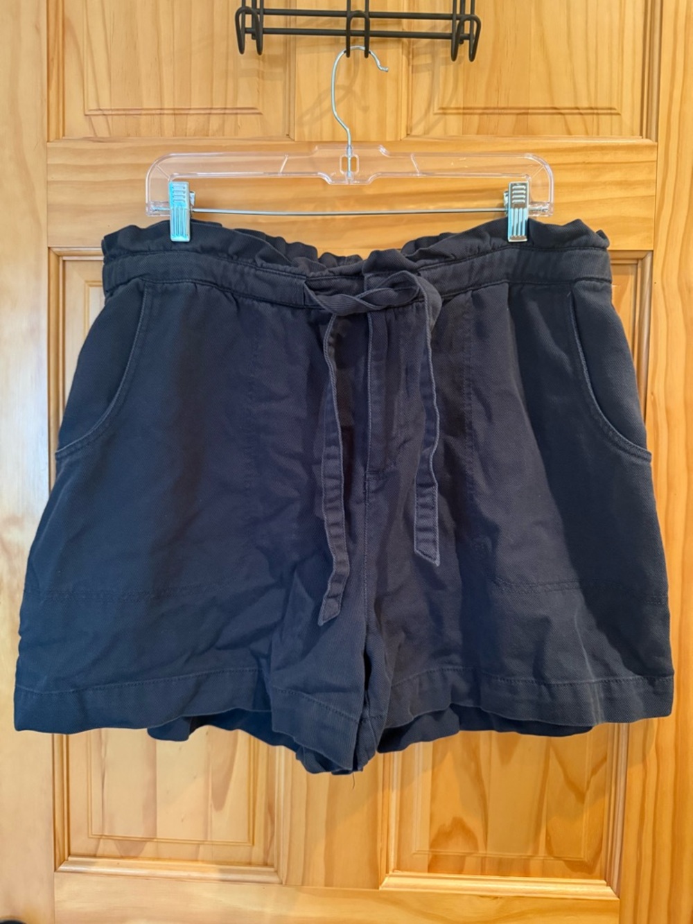 Old Navy Paper Bag Shorts, XL